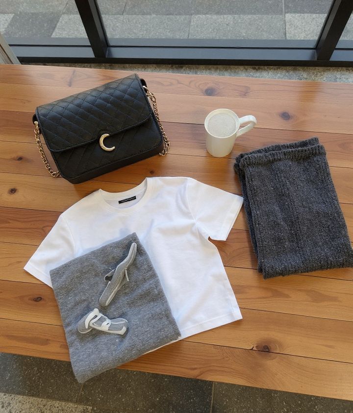 소품 플랫레이 탑뷰